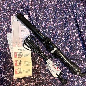 Beachwaver brand, B1 rotating curling iron in holiday glitter, black. Used once.